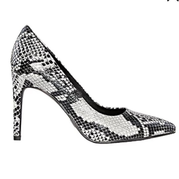 WORTHINGTON ZOE POINTED TOE STILETTO HEELS PUMPS,BLACK WHITE SNAKE PRINT, SIZE 6 - Picture 1 of 7